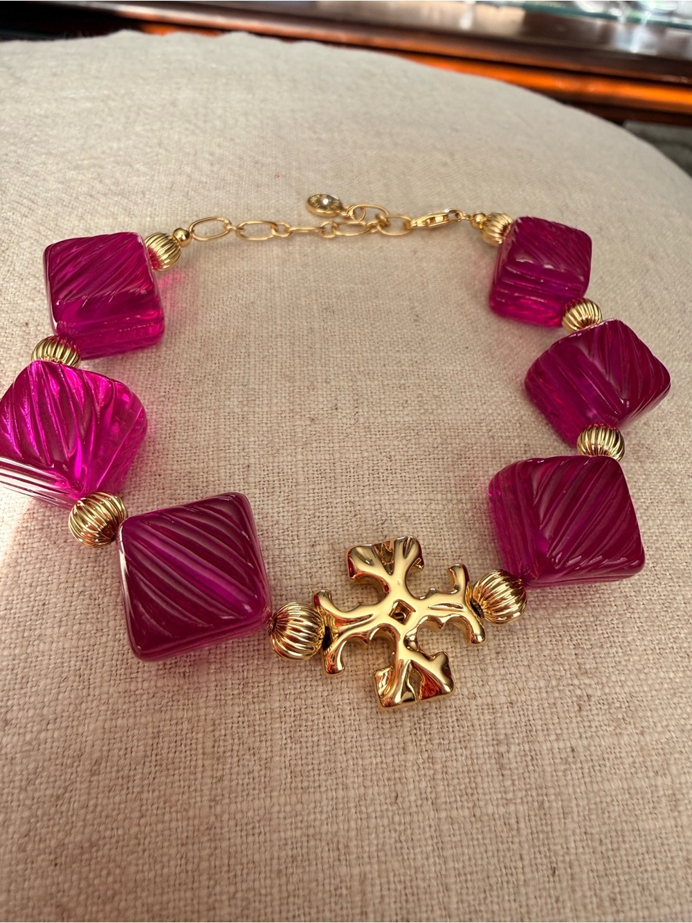 Tory Burch Roxanne Resin cubed Pink/Fuchsia Bead Bracelet
